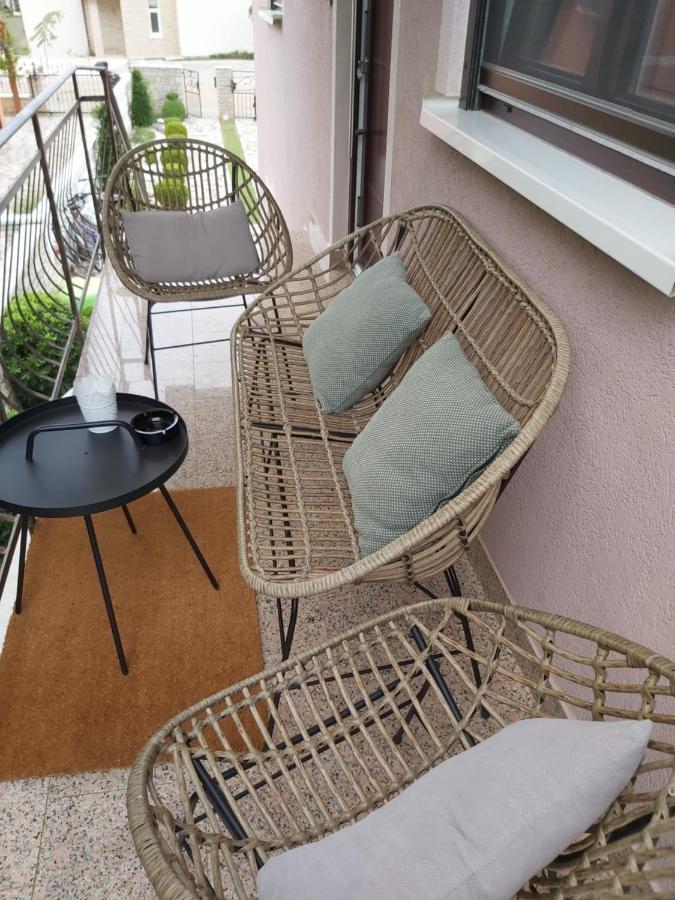 Ferienwohnung Mit 2 Schlafzimmer Oder Studio Apartment - Istrien-Fiorini Brtonigla Exteriér fotografie
